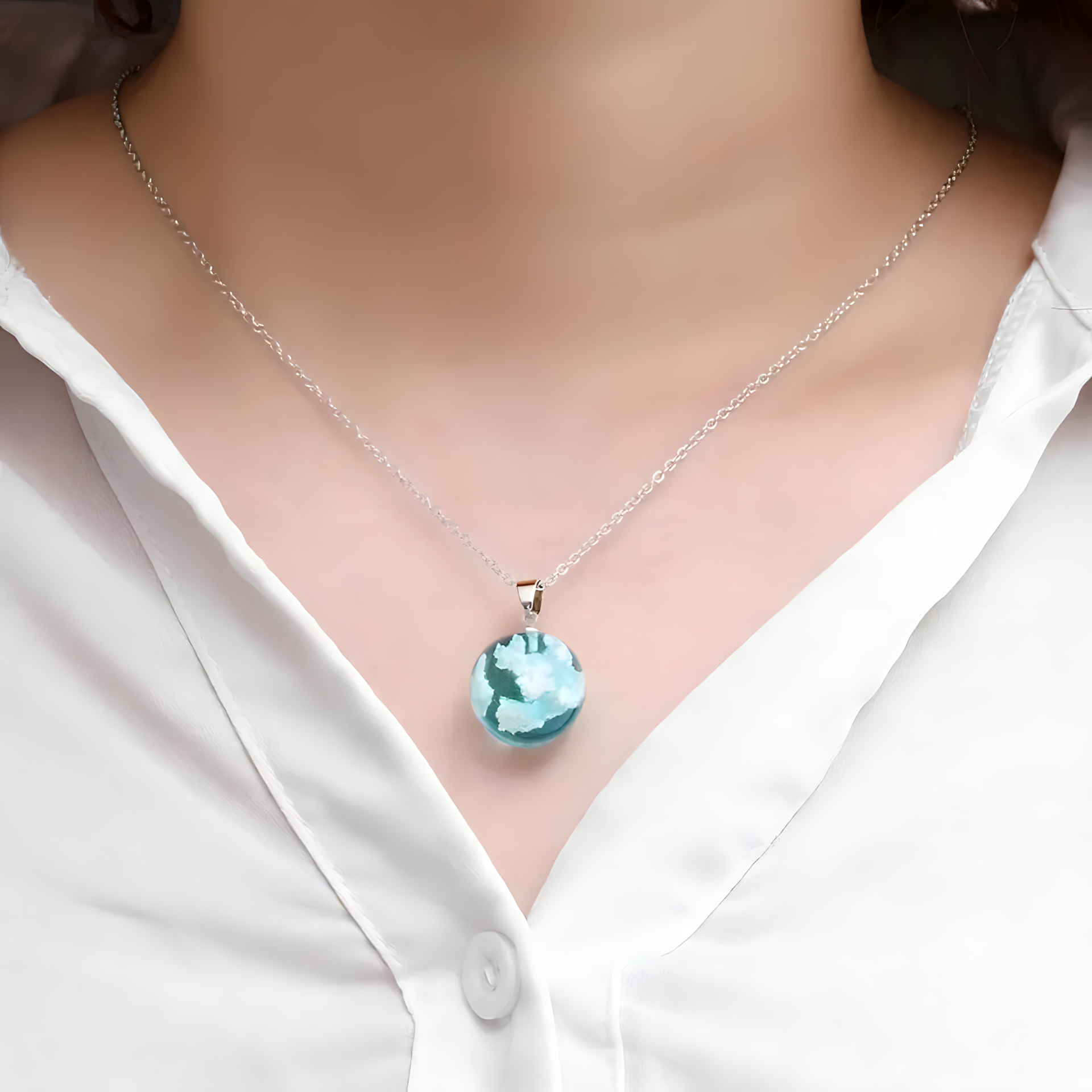 Collar Cloudy