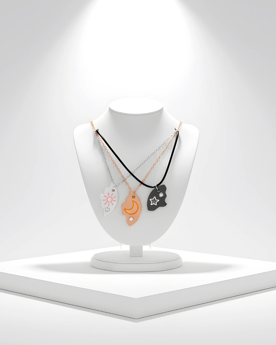 Collares Cosmic
