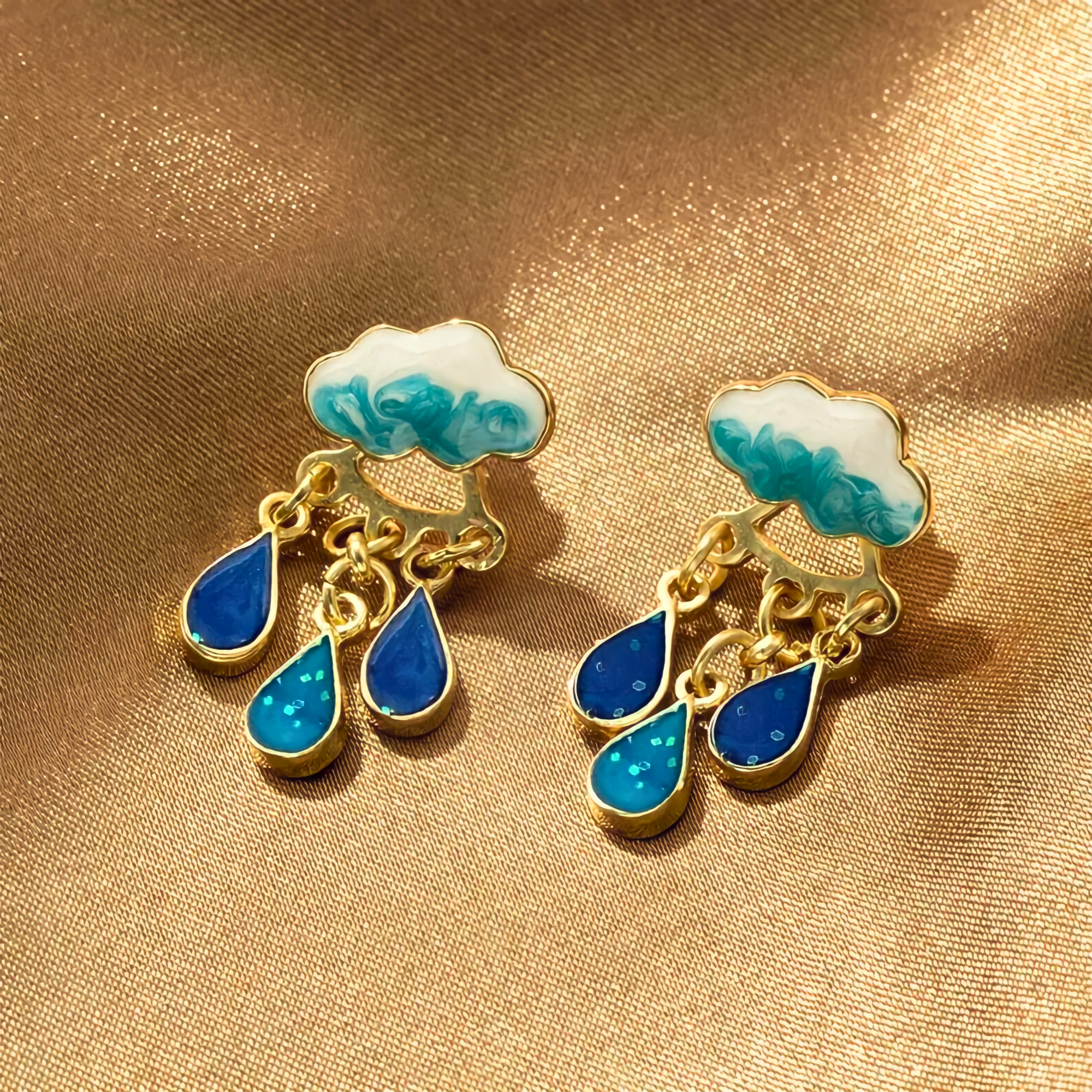 Aretes Nubes con Gotitas