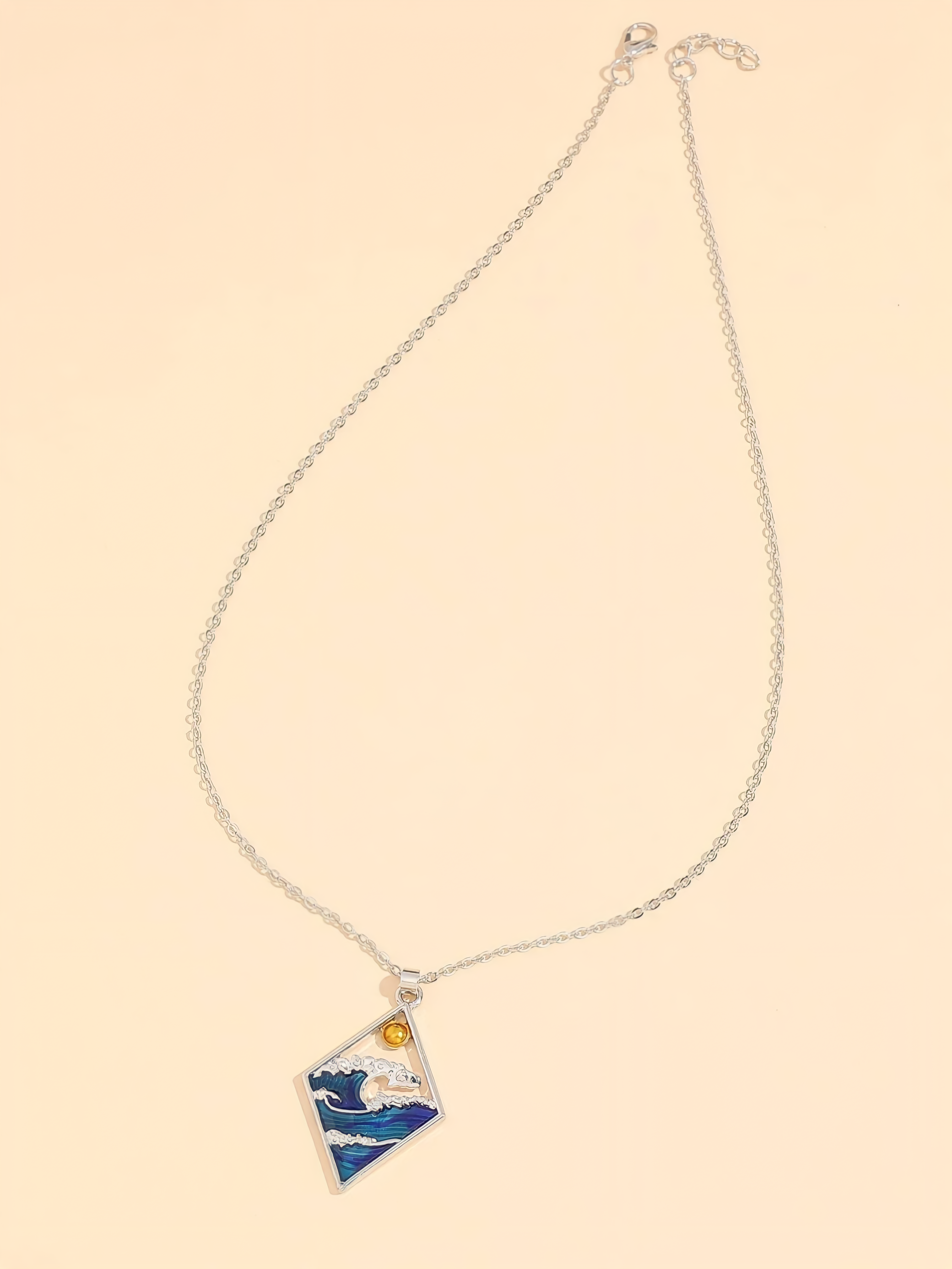 Collar Alba