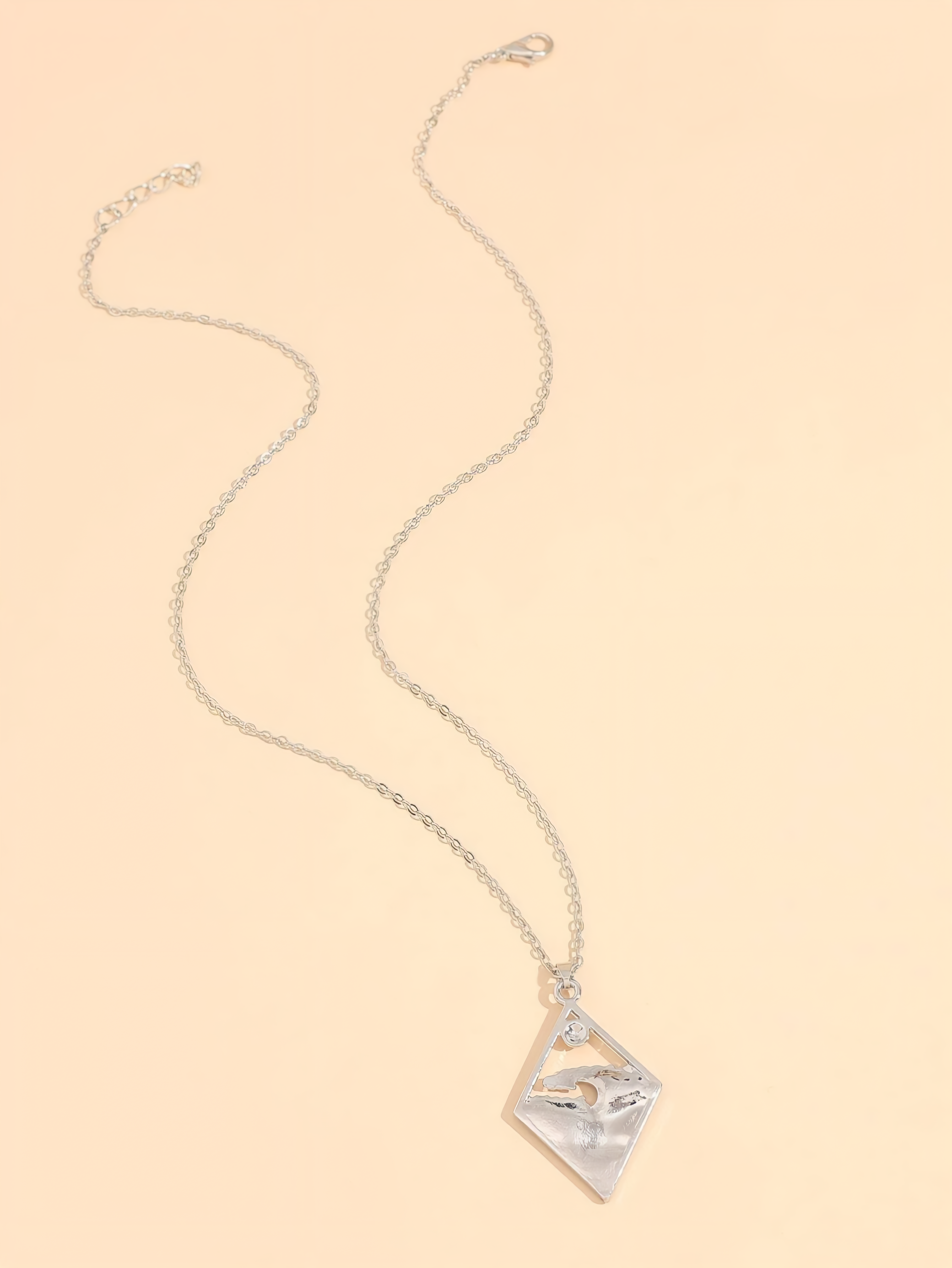 Collar Alba