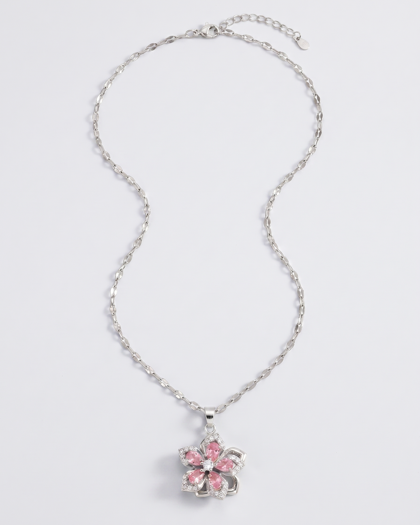 Collar Sakura – Flor Giratoria