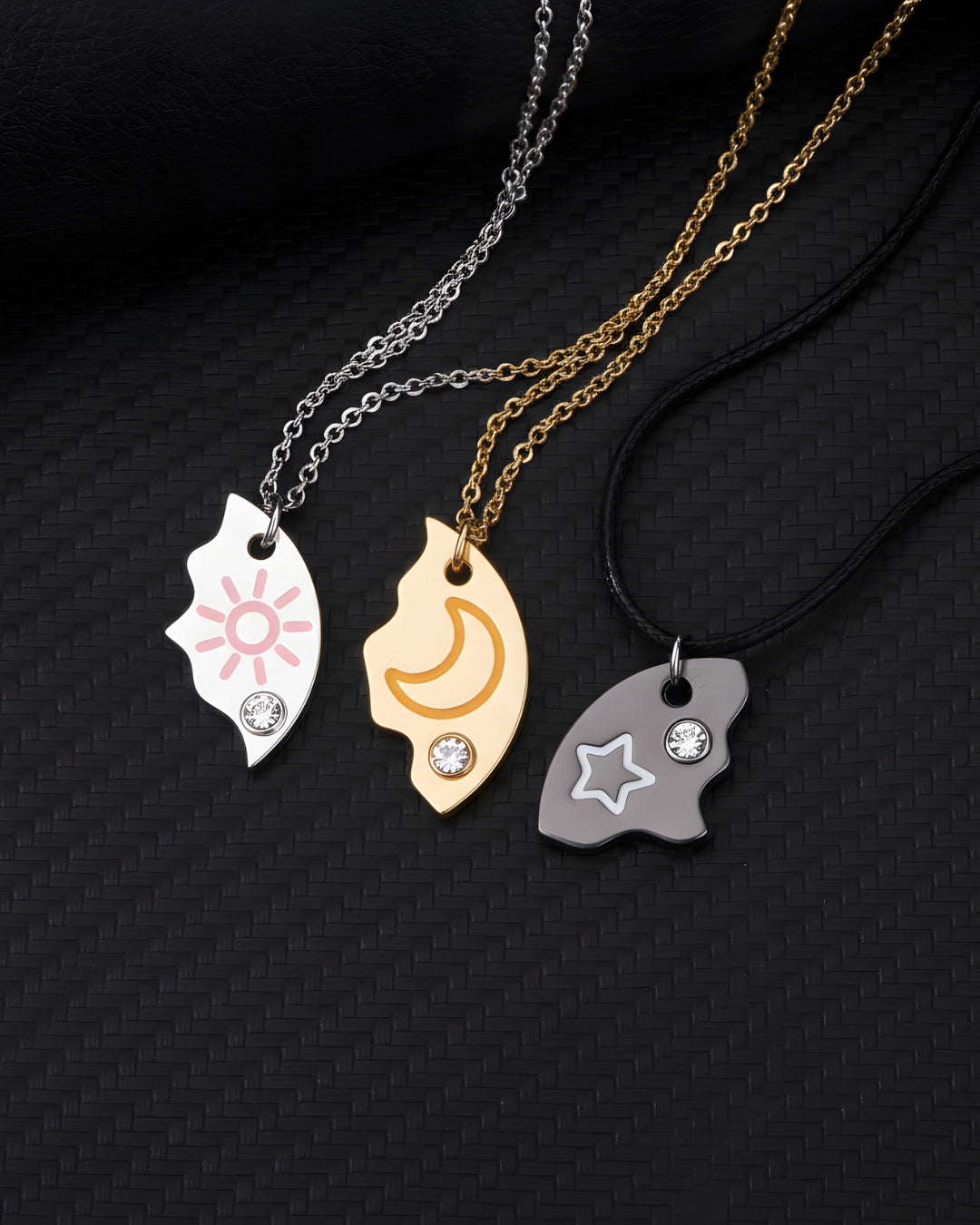 Collares Cosmic