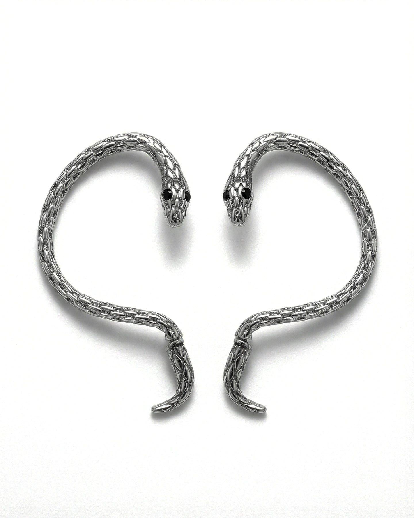 Aretes Venomé – Peligrosamente irresistible