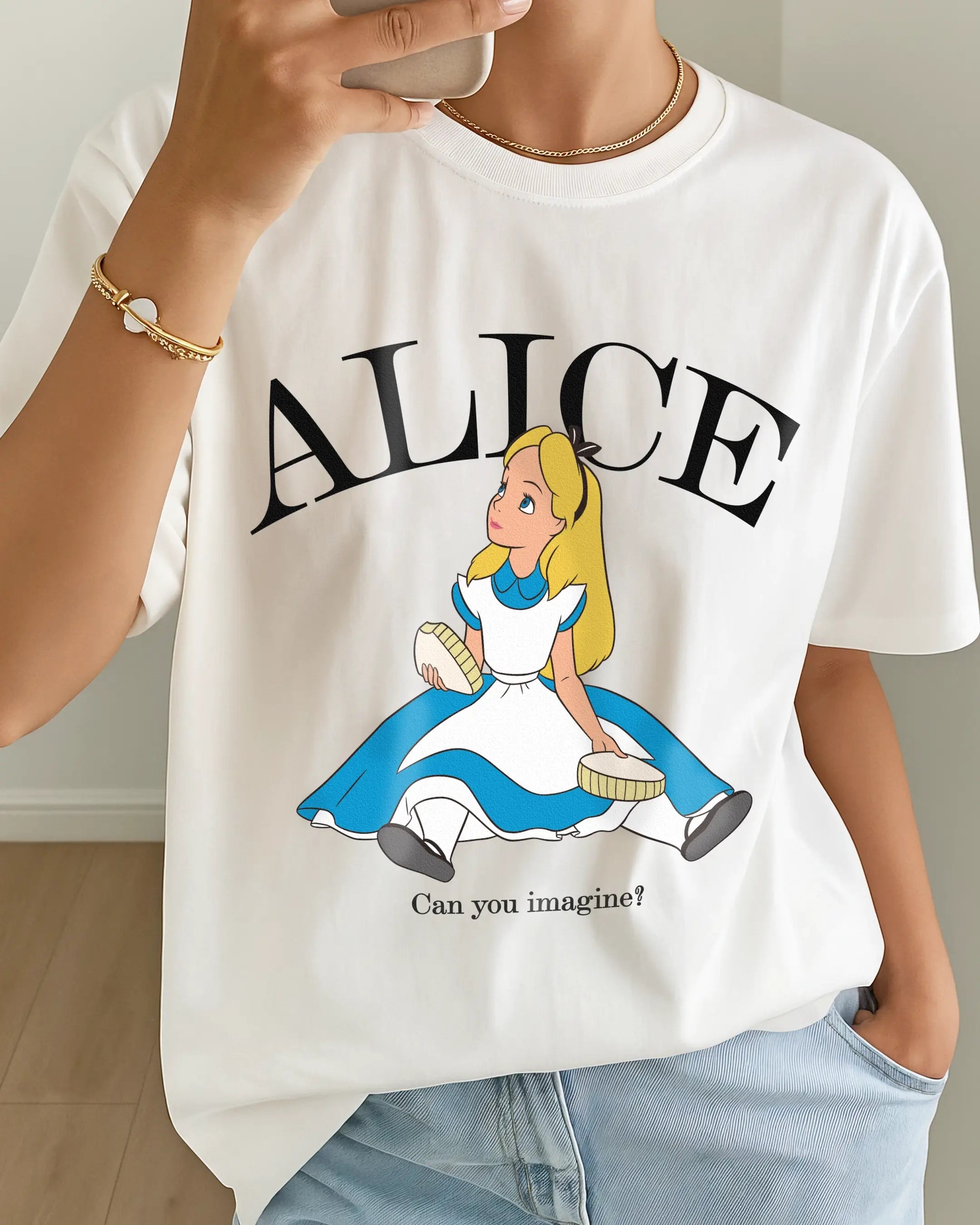 Playera Alicia – Un mundo de fantasía