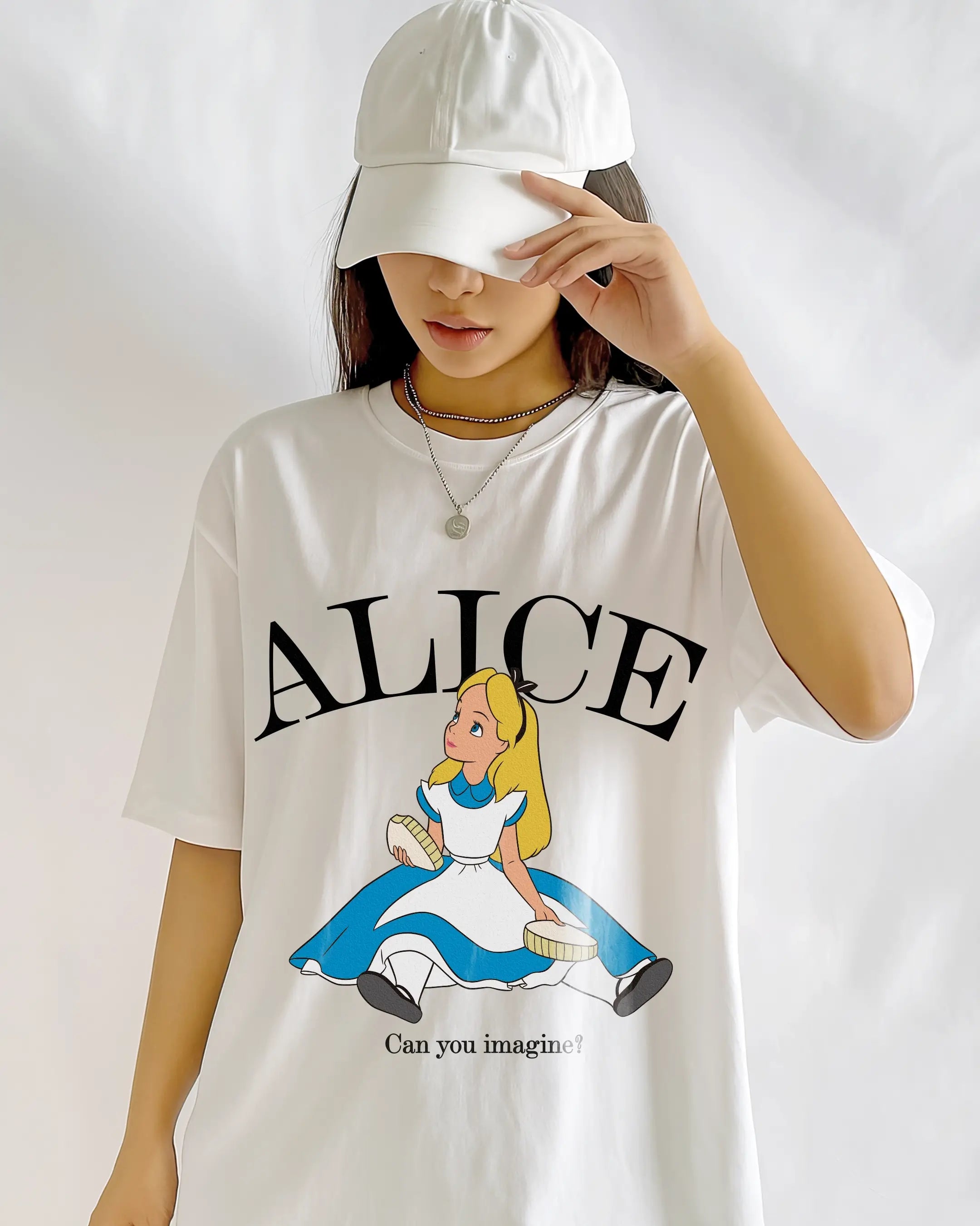 Playera Alicia – Un mundo de fantasía
