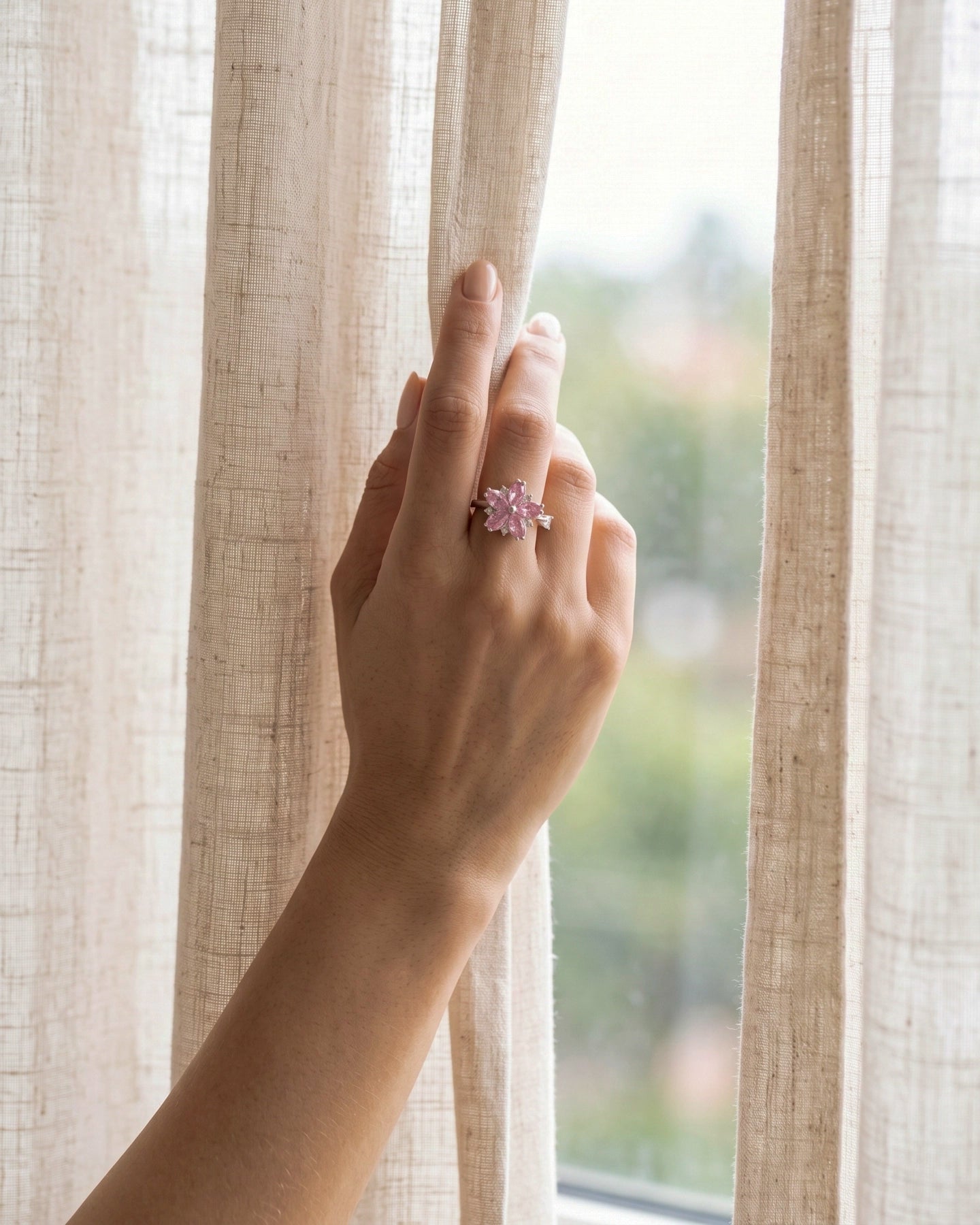 Anillo Floral Rosa – Flor Giratoria