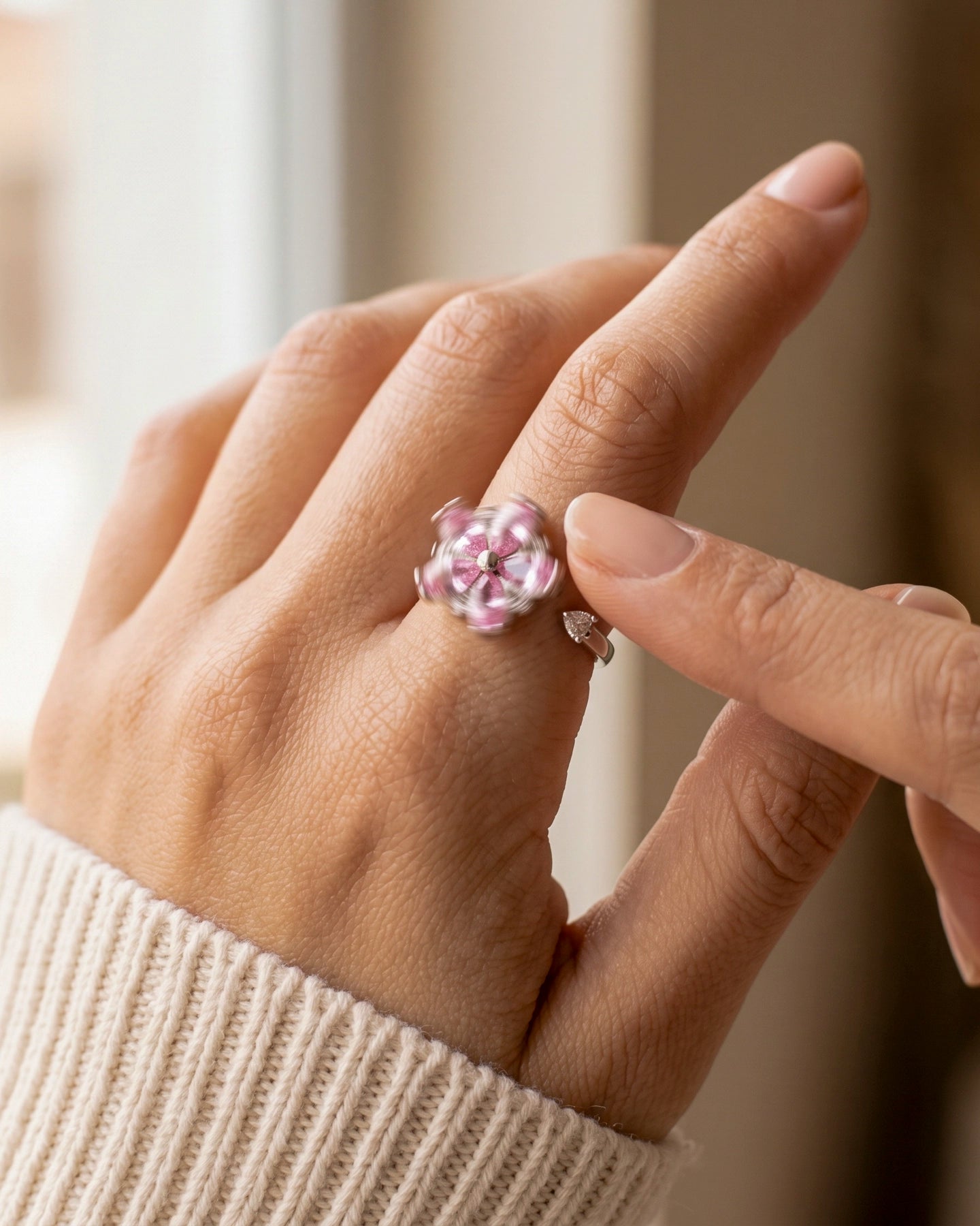 Anillo Floral Rosa – Flor Giratoria
