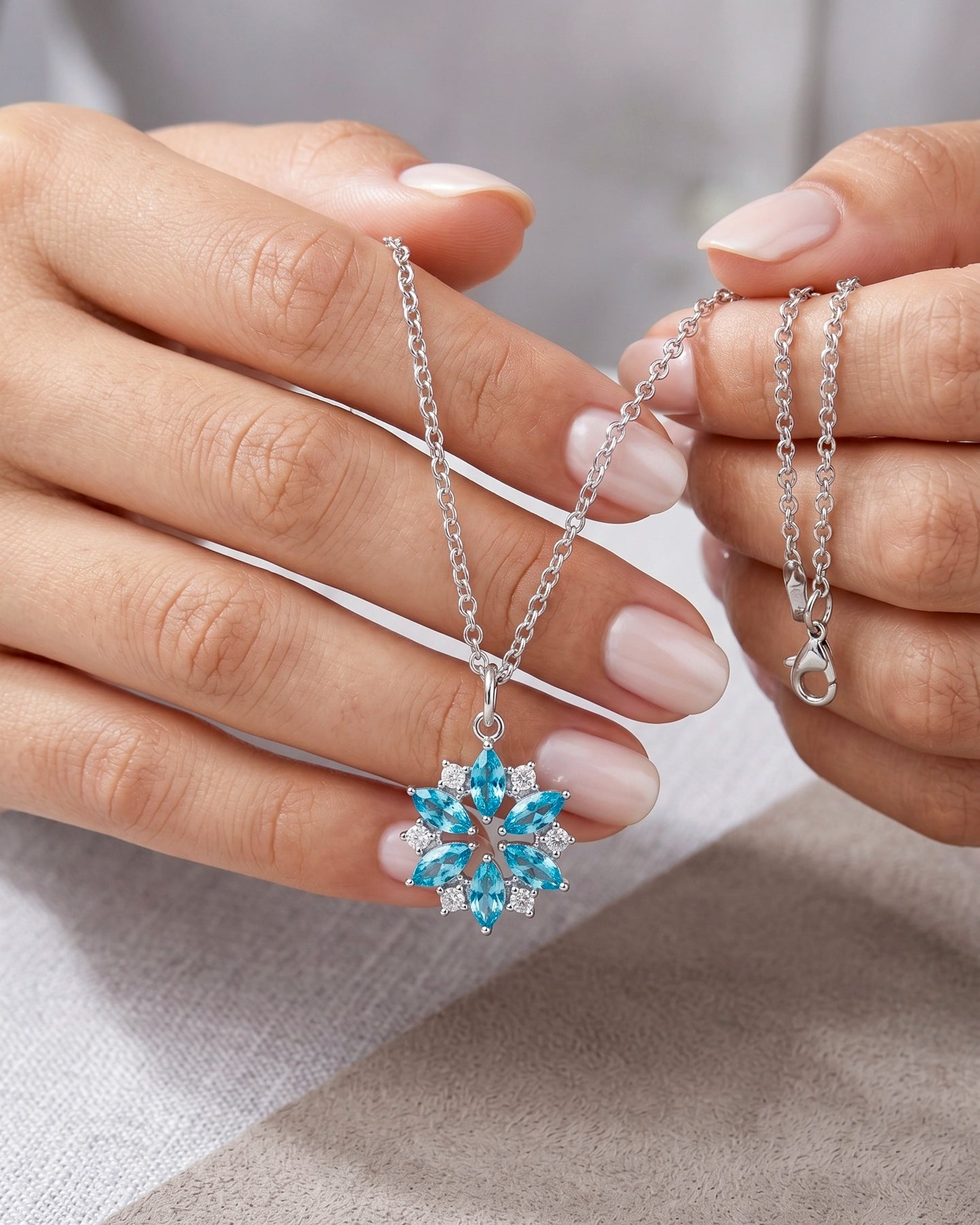 Collar Flor de Cristal