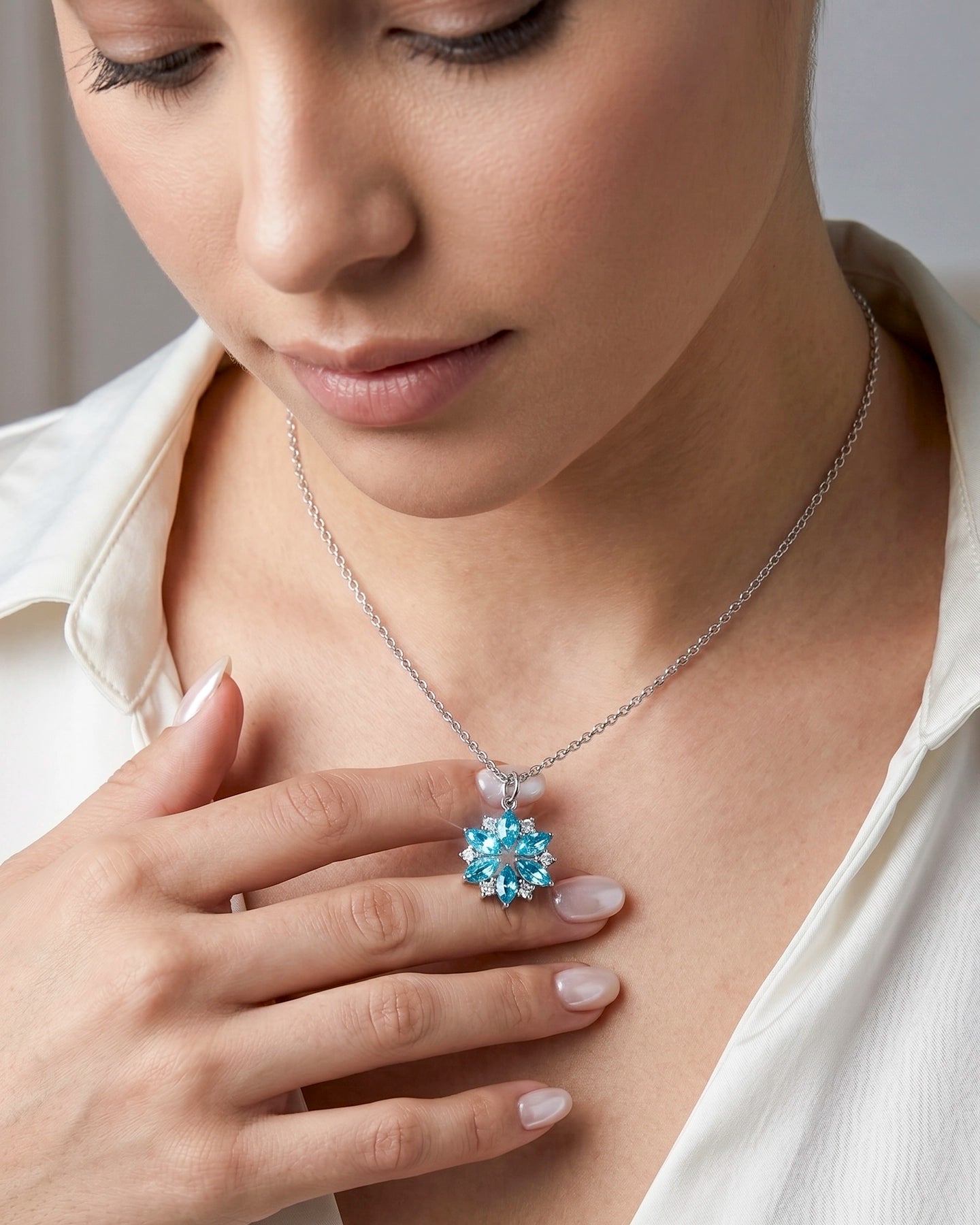 Collar Flor de Cristal