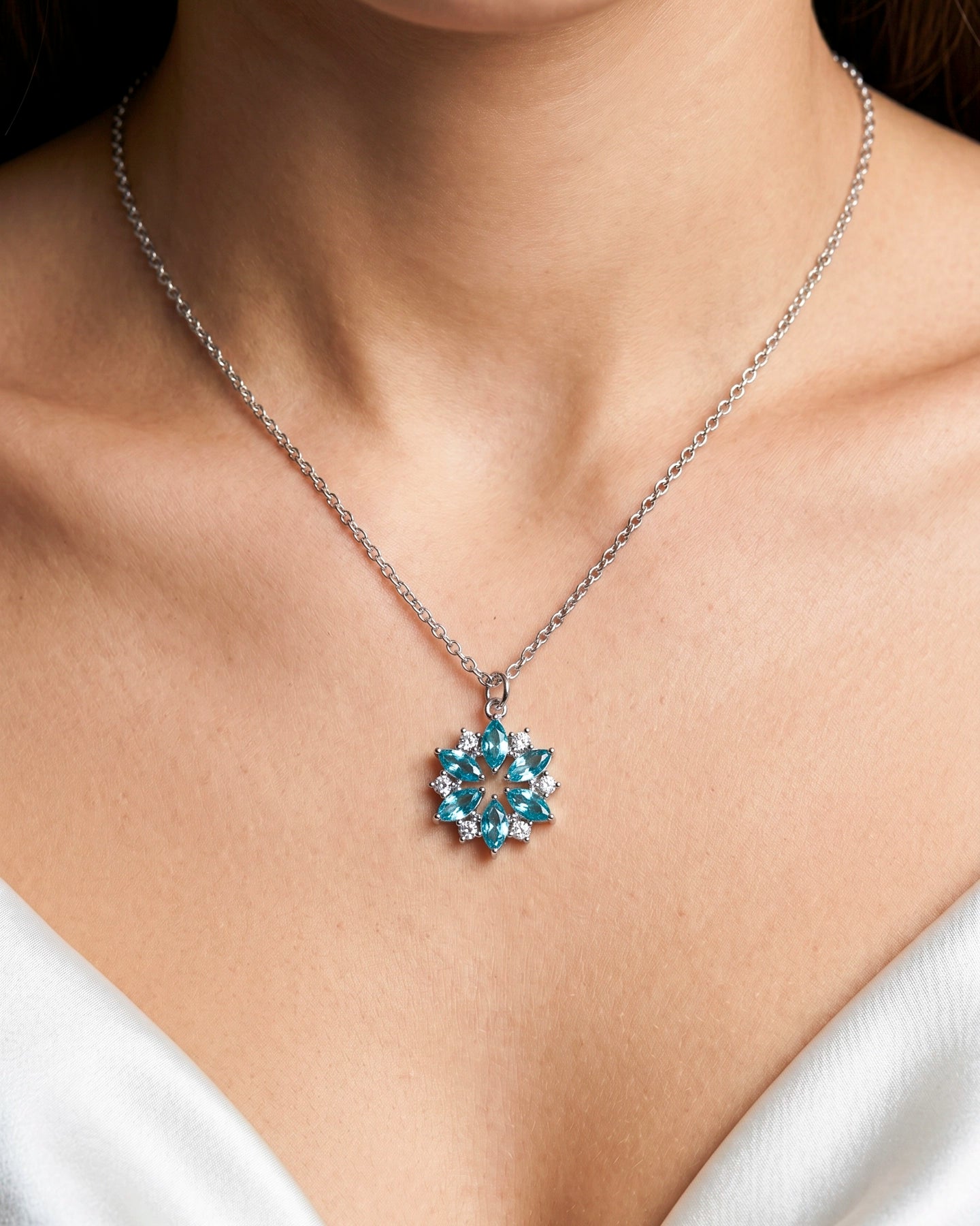Collar Flor de Cristal