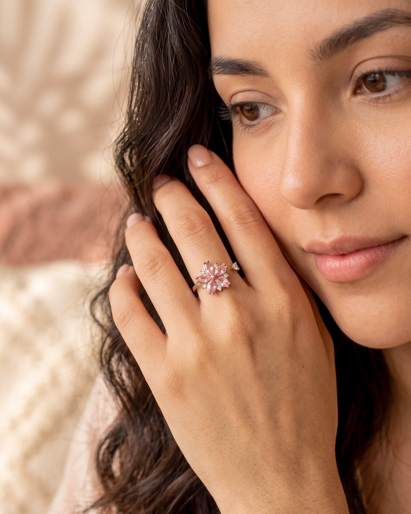 Anillo Floral Rosa – Flor Giratoria