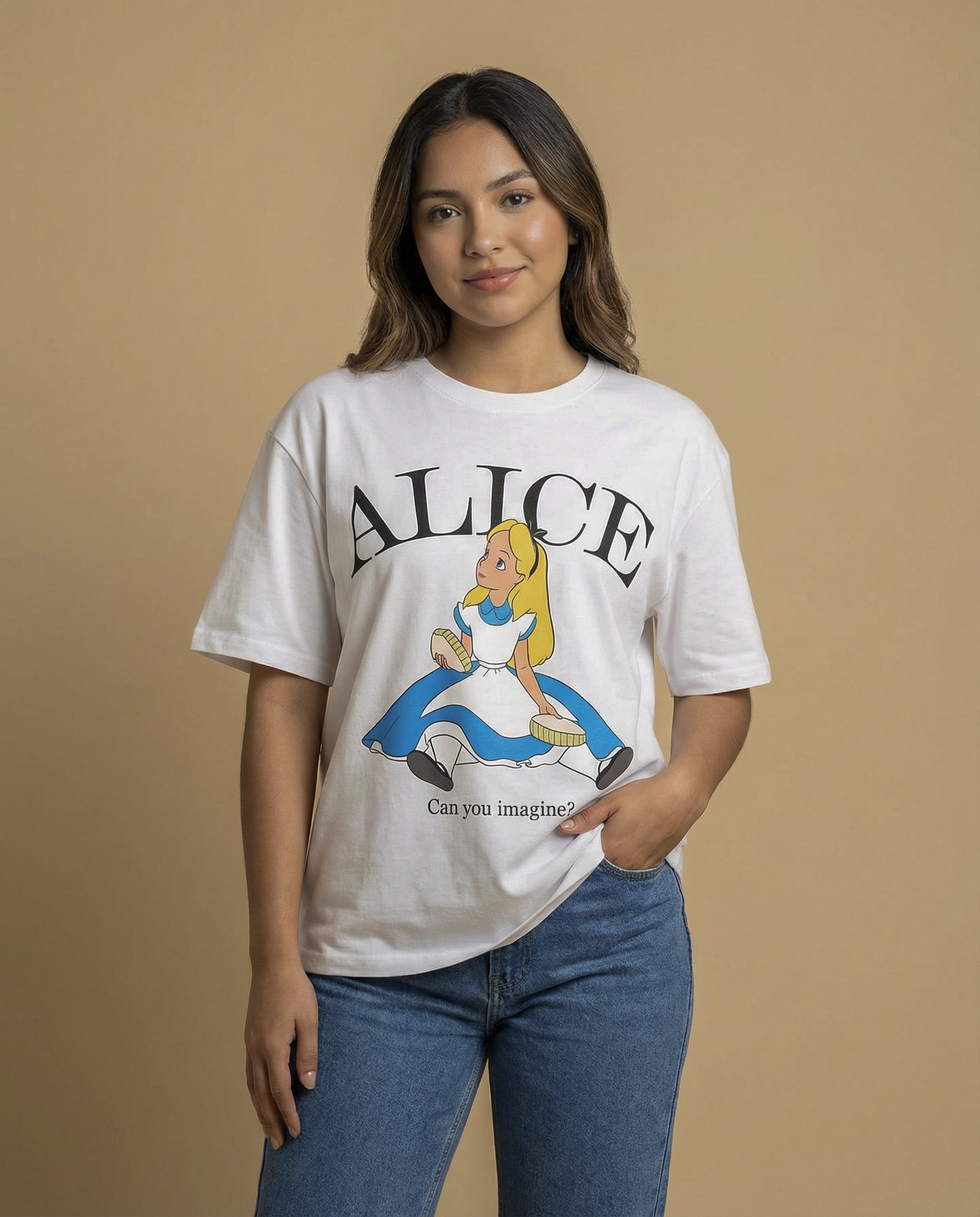 Playera Alicia – Un mundo de fantasía