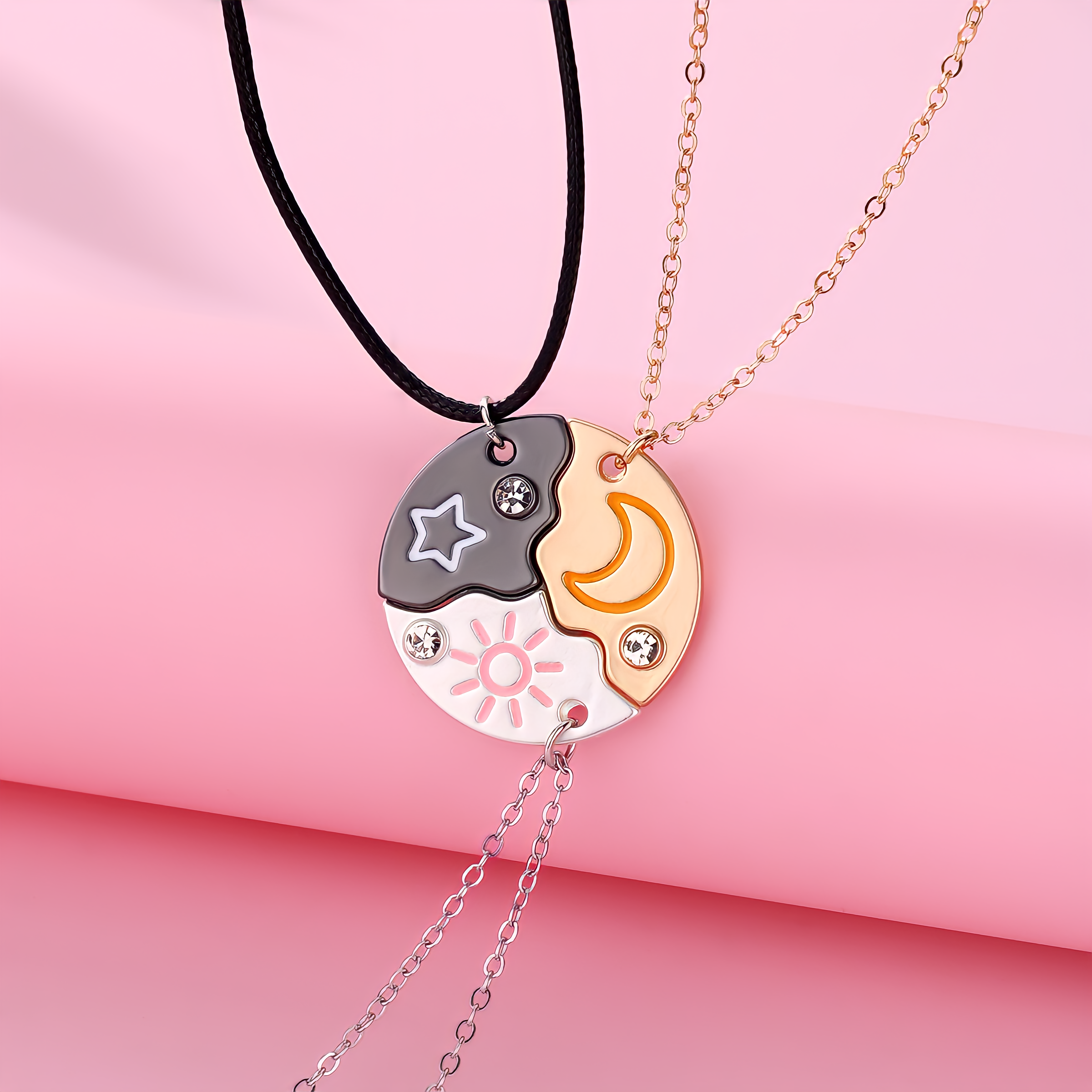 Collares Cosmic