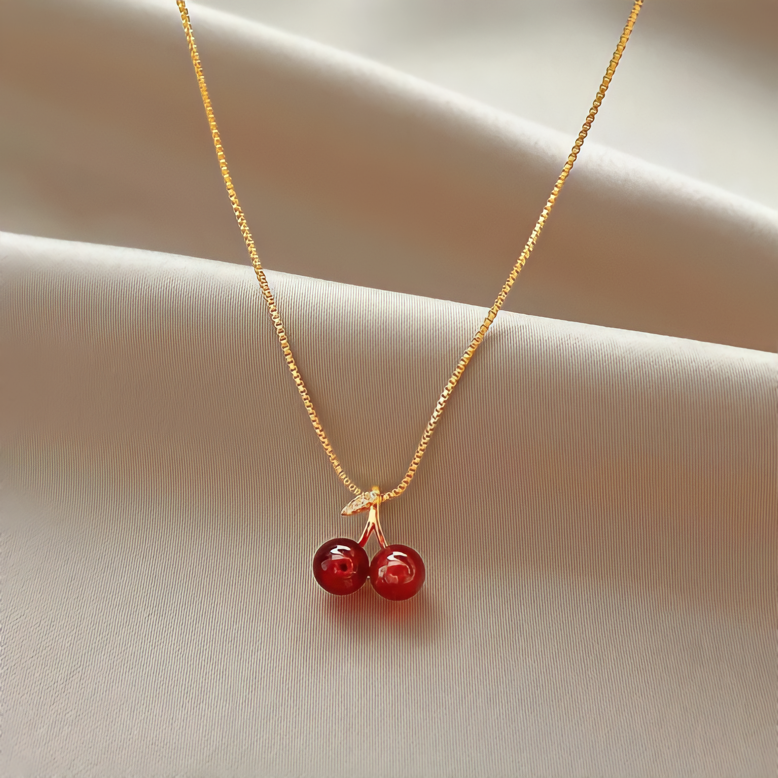 Collar Cherry