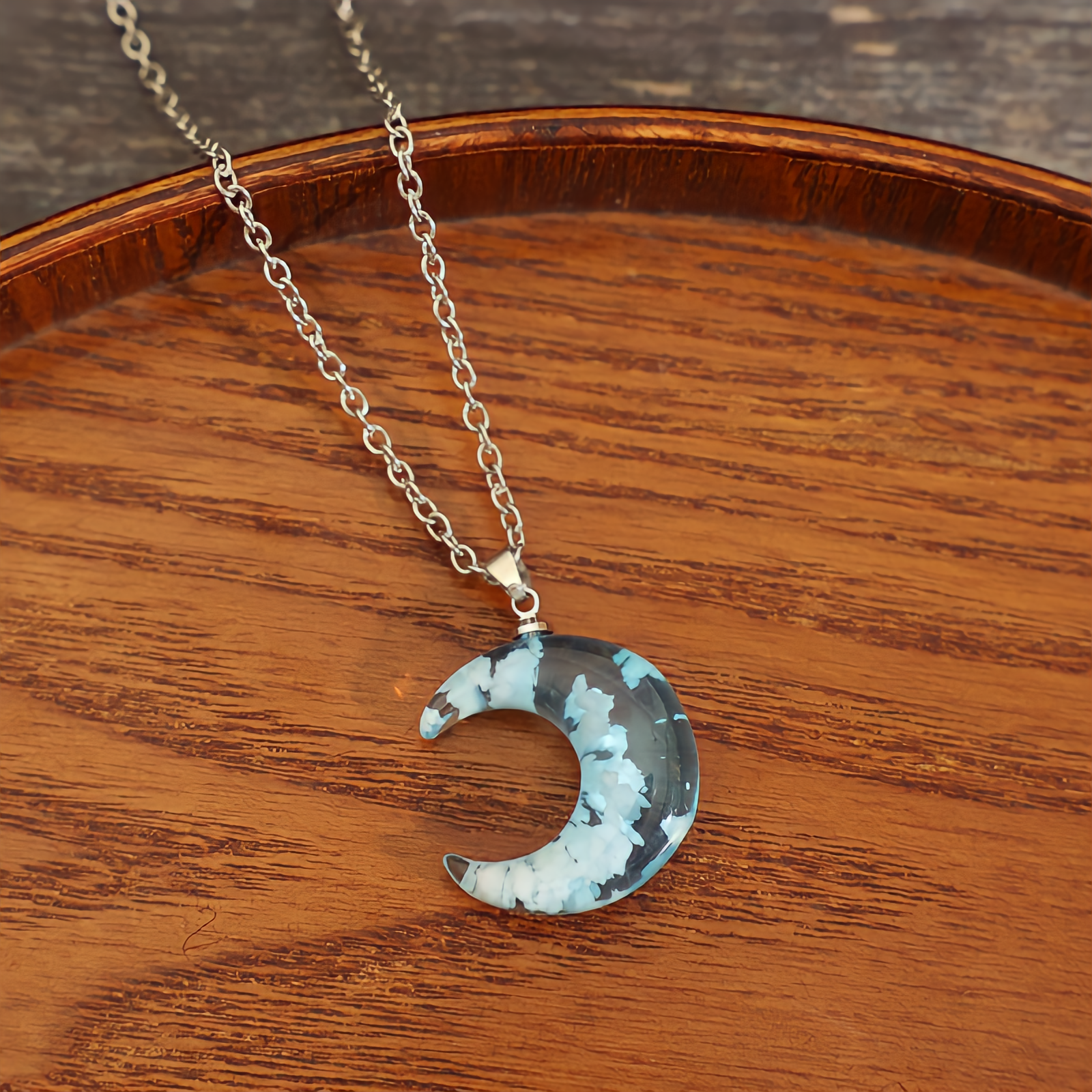 Collar Luna Luminosa